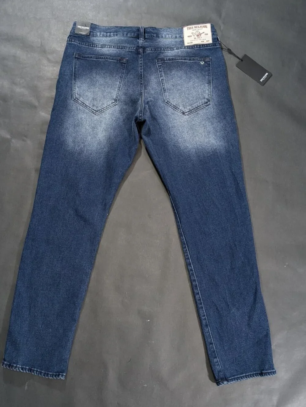 True Religion Jeans Men`s Size 36x32 Blue Dark Wash Geno Relaxed Slim Denim